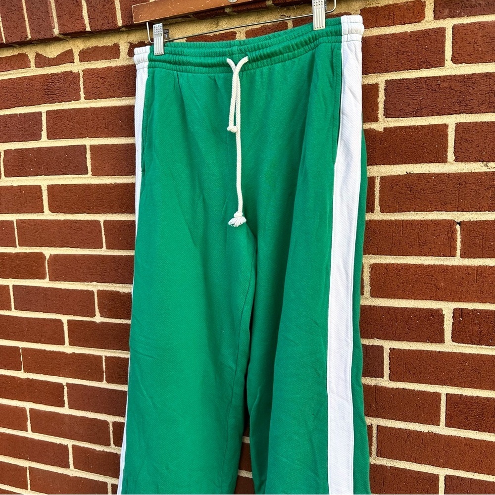 Universal Thread Sweatpants - Picture 3 of 4